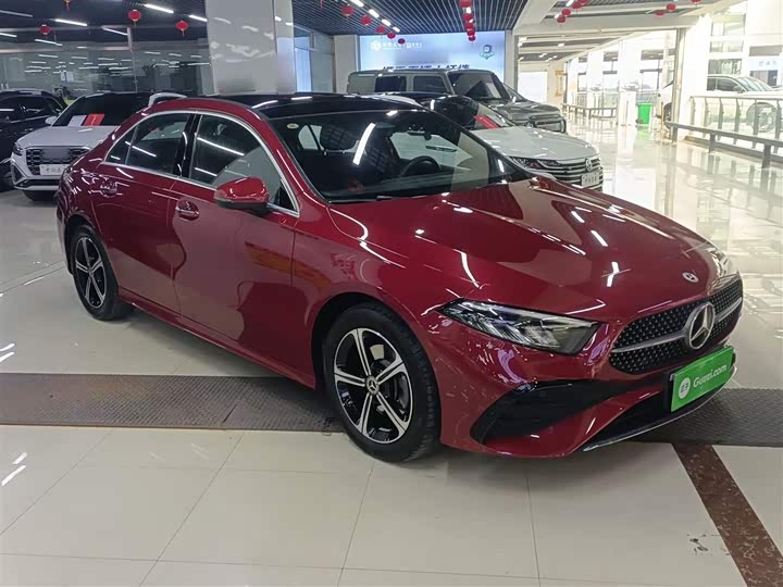 Фото 4 - Mercedes-Benz A-Class