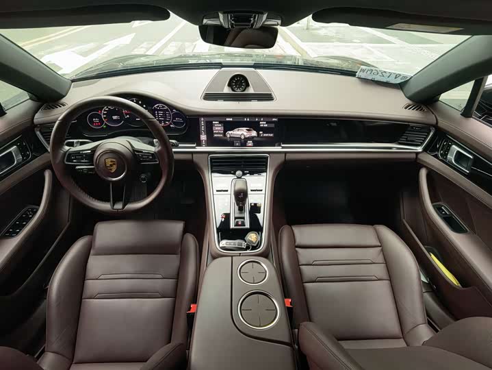 Фото 6 - Porsche Panamera