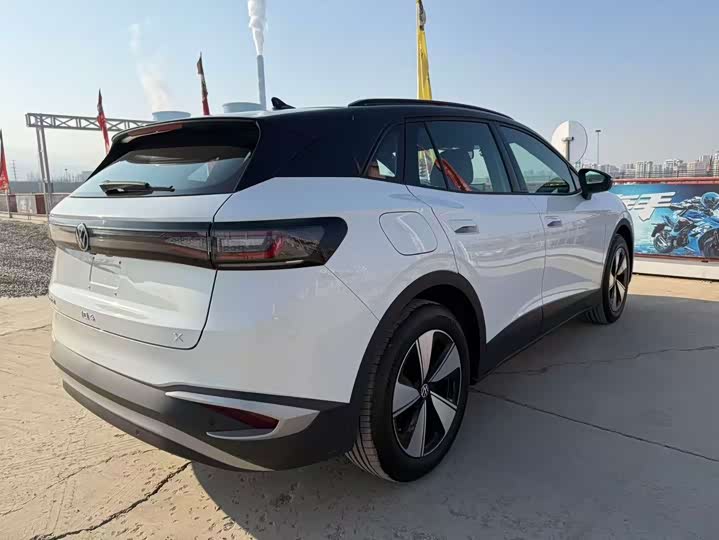 Фото 6 - Volkswagen ID.4 X