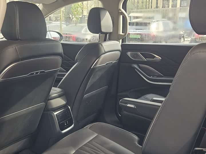 Фото 6 - Hongqi HS7 Hybrid