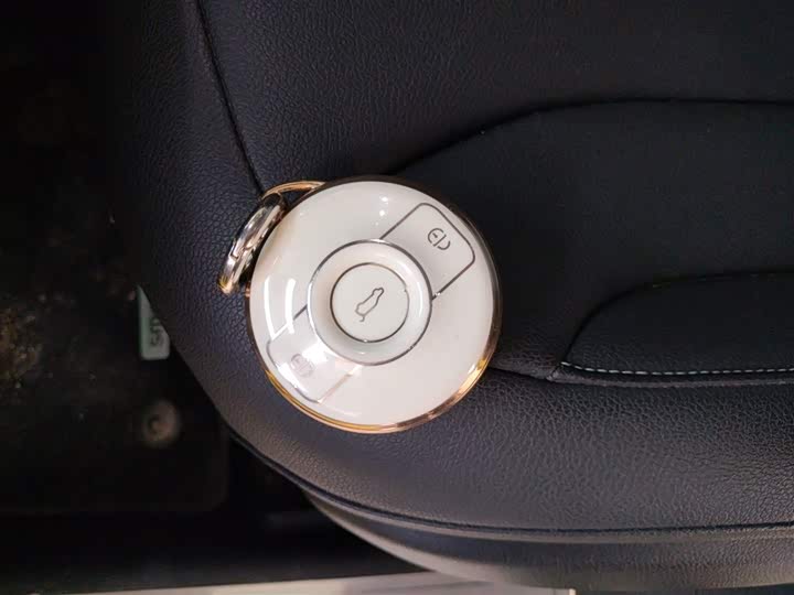 Фото 9 - Smart #1