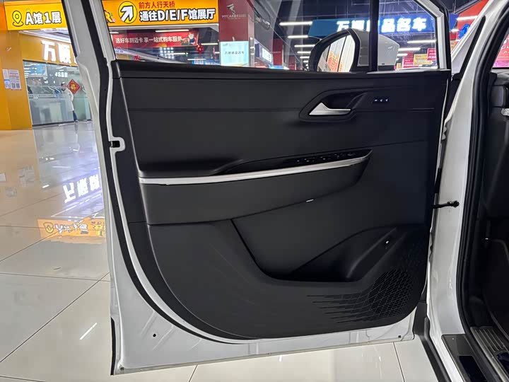 Фото 5 - Hyundai Custo