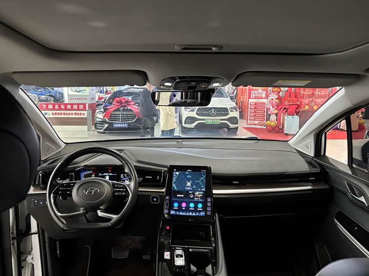 Фото 8 - Hyundai Custo