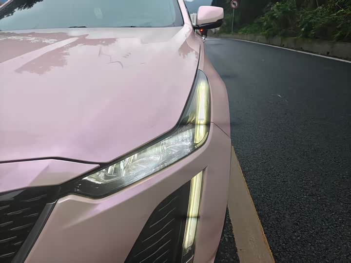 Фото 9 - Cadillac CT5