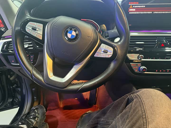 Фото 4 - BMW 5 Series