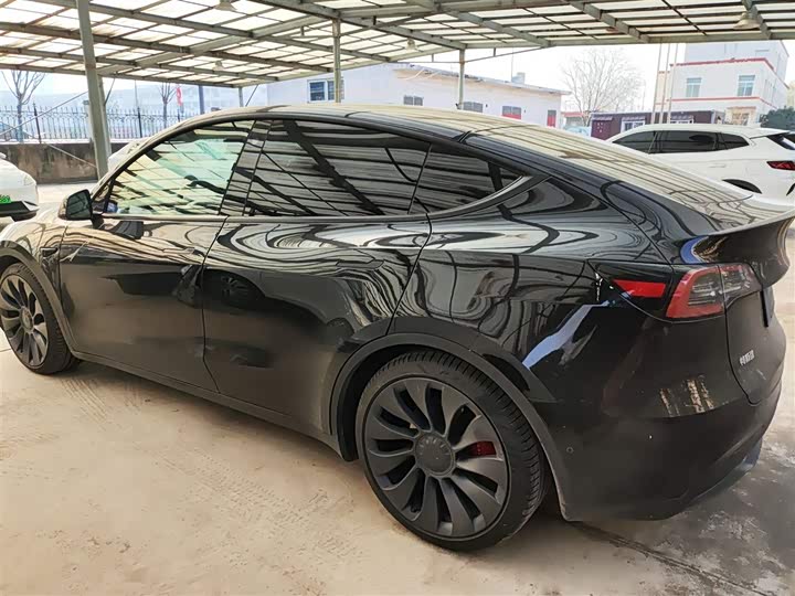 Фото 5 - Tesla Model Y