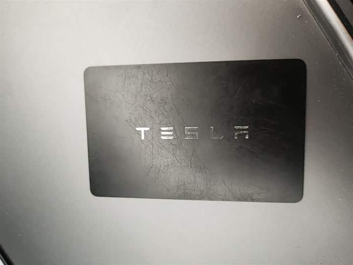 Фото 9 - Tesla Model Y