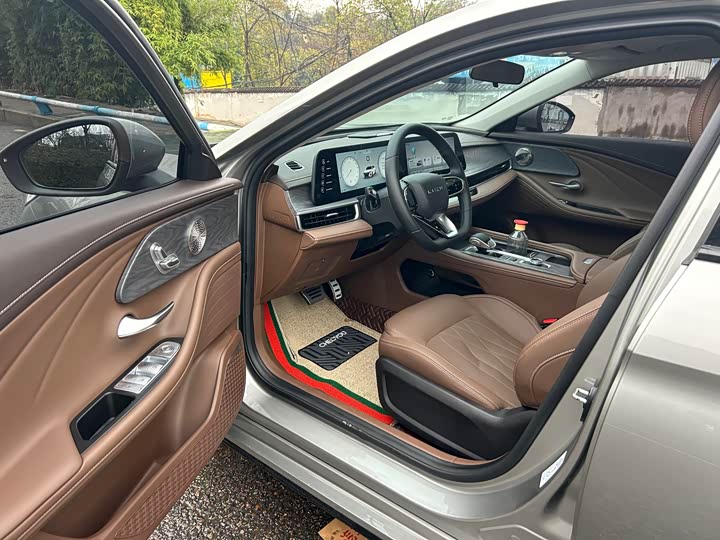 Фото 9 - Chery Arrizo 8