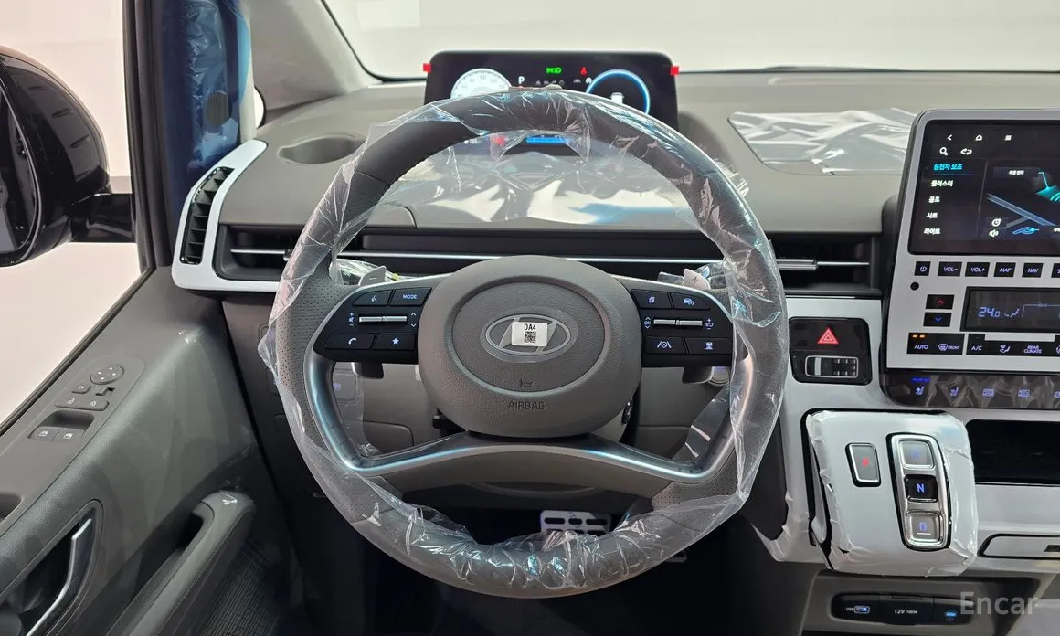 Фото 13 - Hyundai Staria