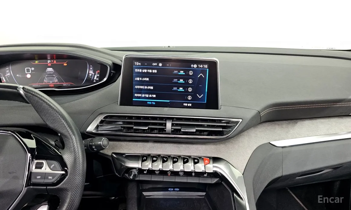 Фото 14 - Peugeot 5008