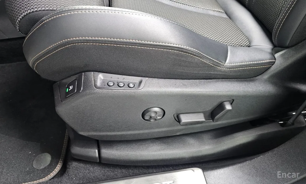 Фото 19 - Peugeot 5008