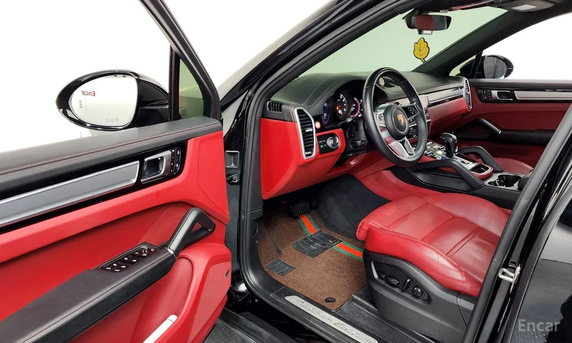 Фото 10 - Porsche Cayenne