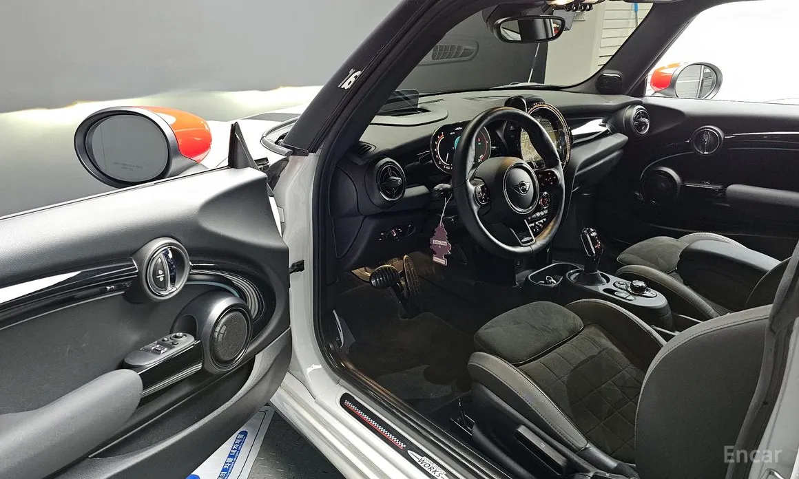 Фото 10 - Mini Cooper