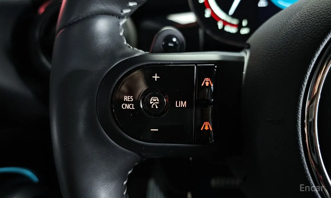 Фото 19 - Mini Cooper