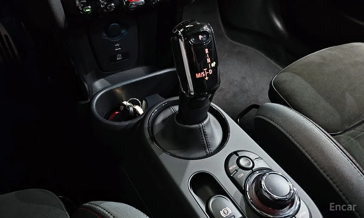 Фото 9 - Mini Cooper