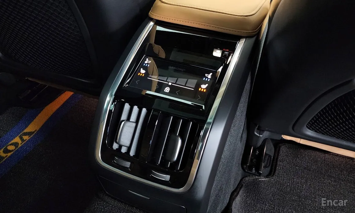 Фото 19 - Volvo S90