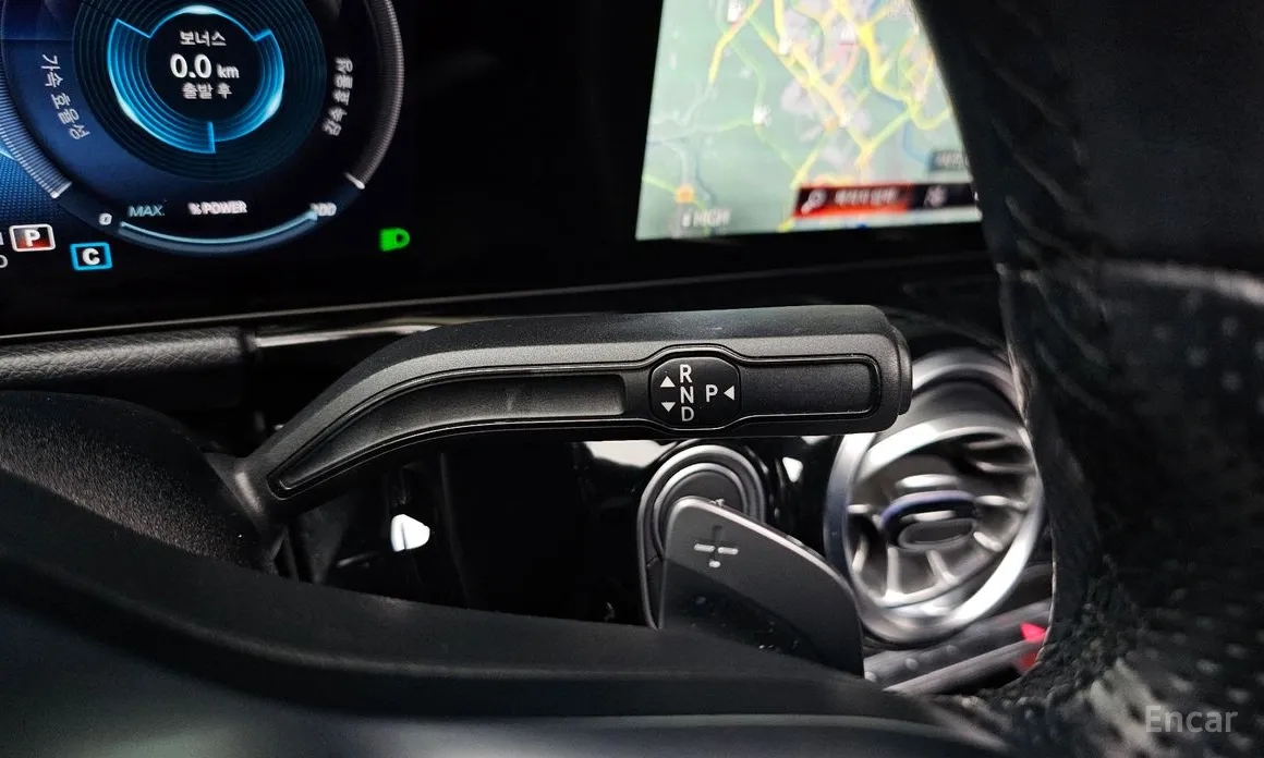 Фото 9 - Mercedes-Benz EQA