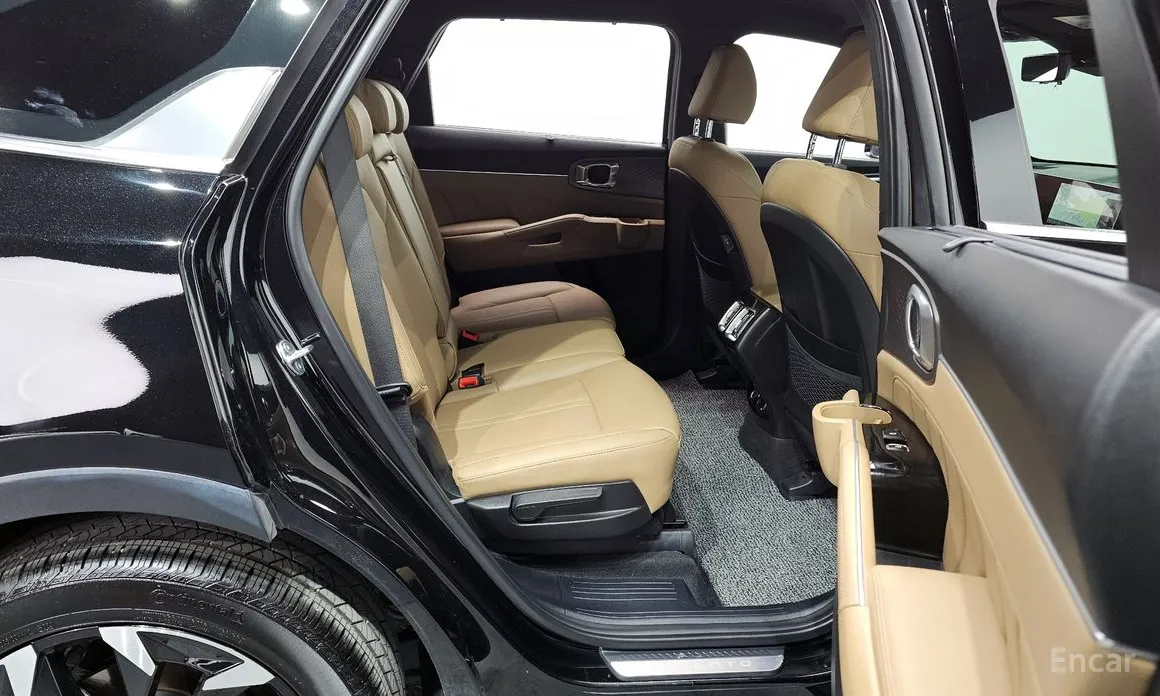 Фото 12 - Kia Sorento