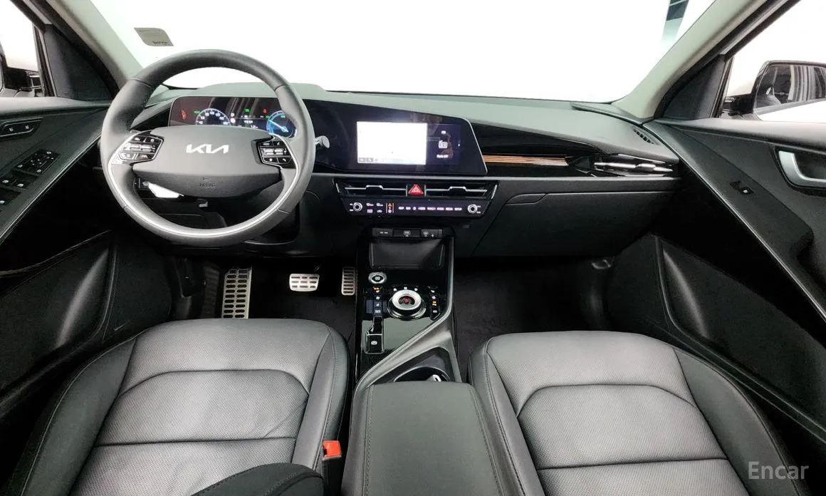 Фото 7 - Kia Niro