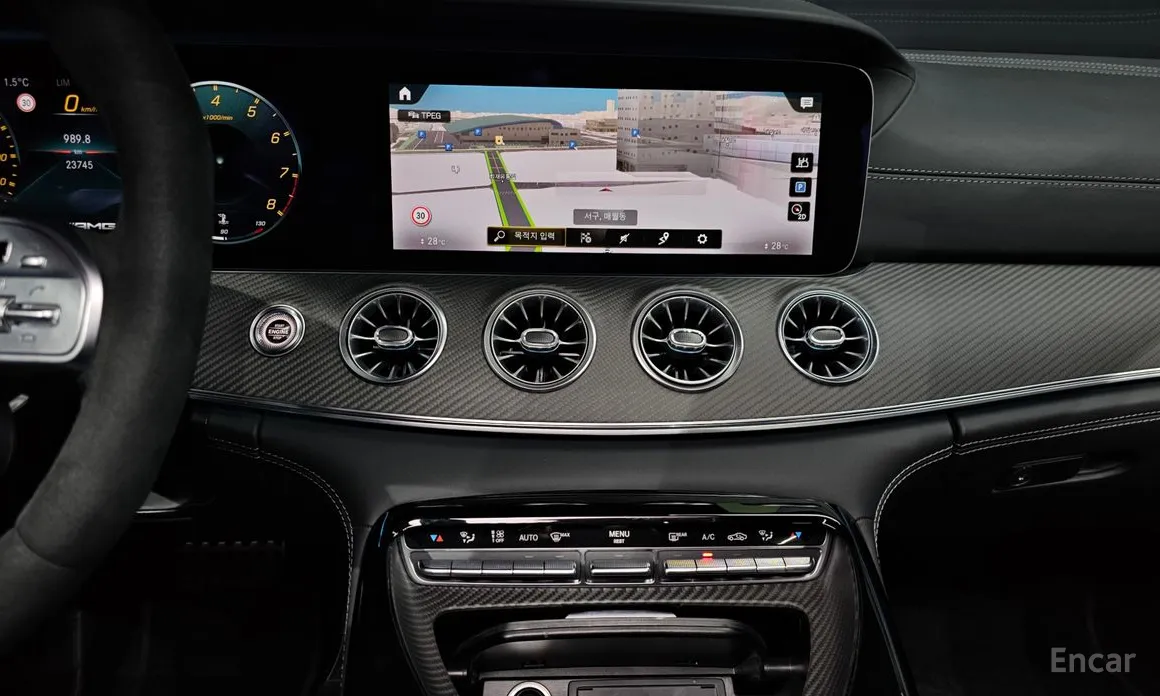 Фото 15 - Mercedes-Benz AMG GT