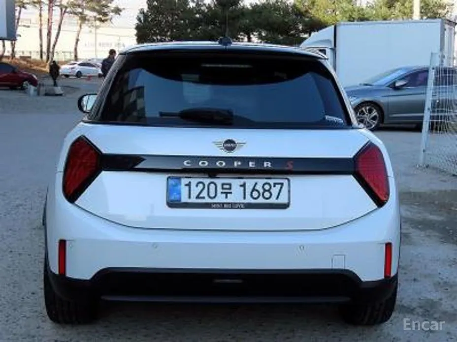 Фото 4 - Mini Cooper