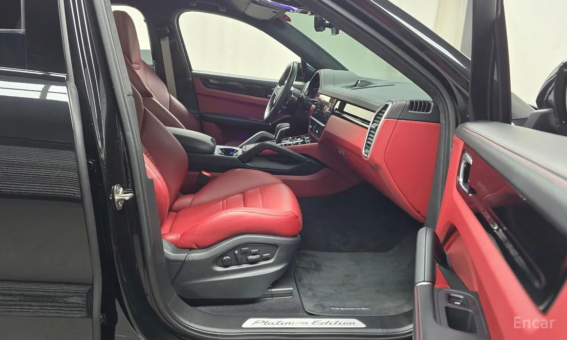 Фото 10 - Porsche Cayenne