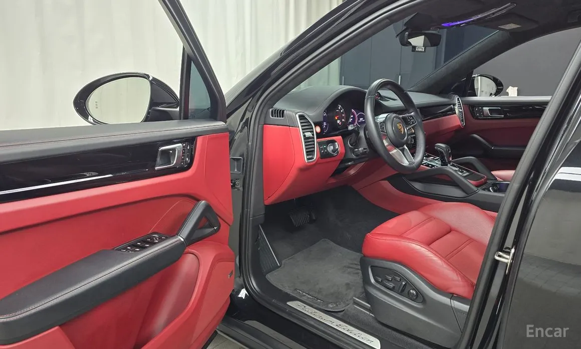 Фото 11 - Porsche Cayenne