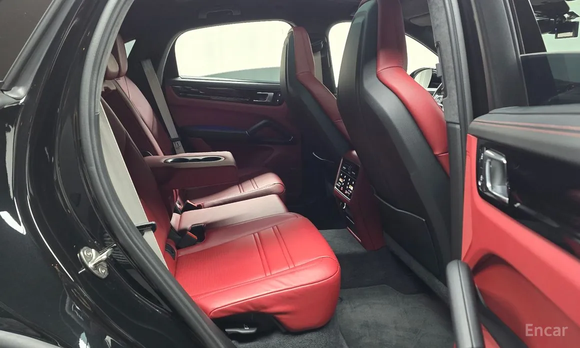 Фото 12 - Porsche Cayenne