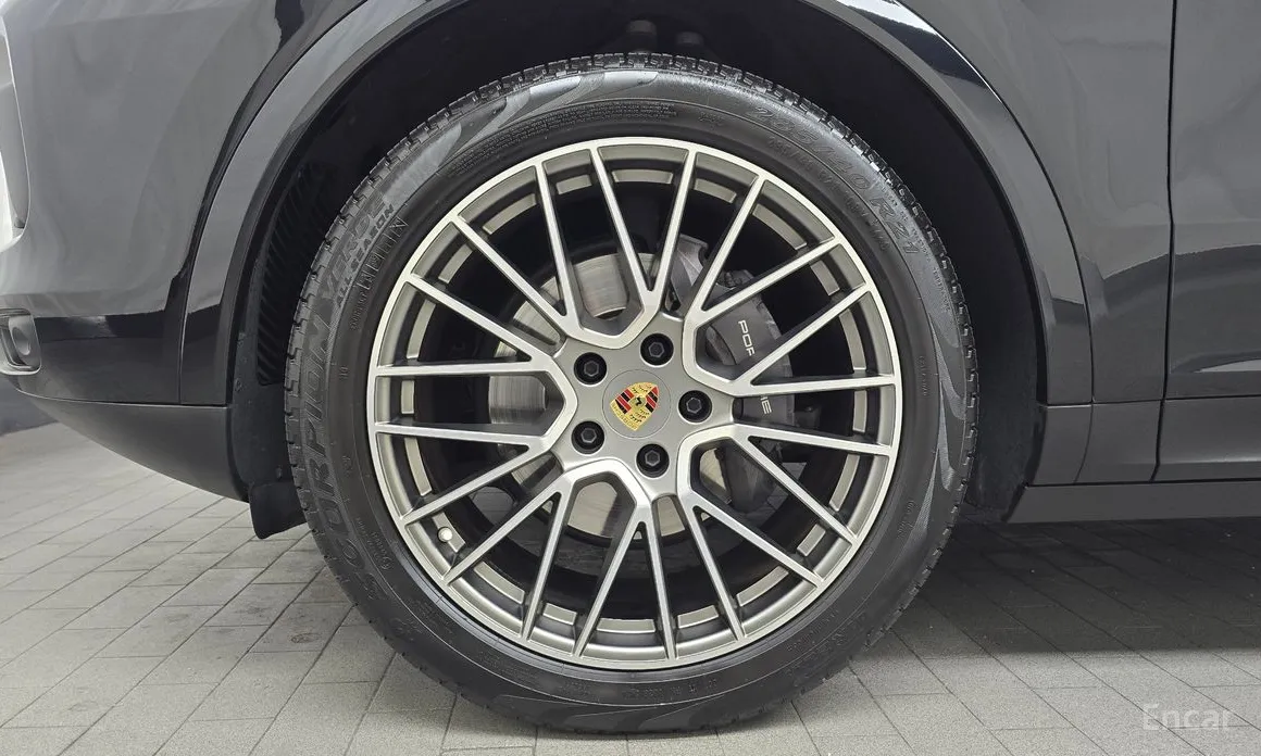 Фото 5 - Porsche Cayenne
