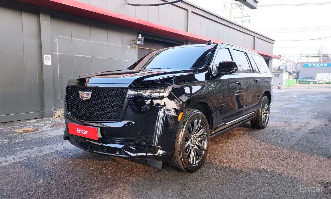 Фото 1 - Cadillac Escalade