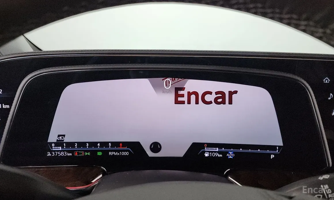 Фото 8 - Cadillac Escalade