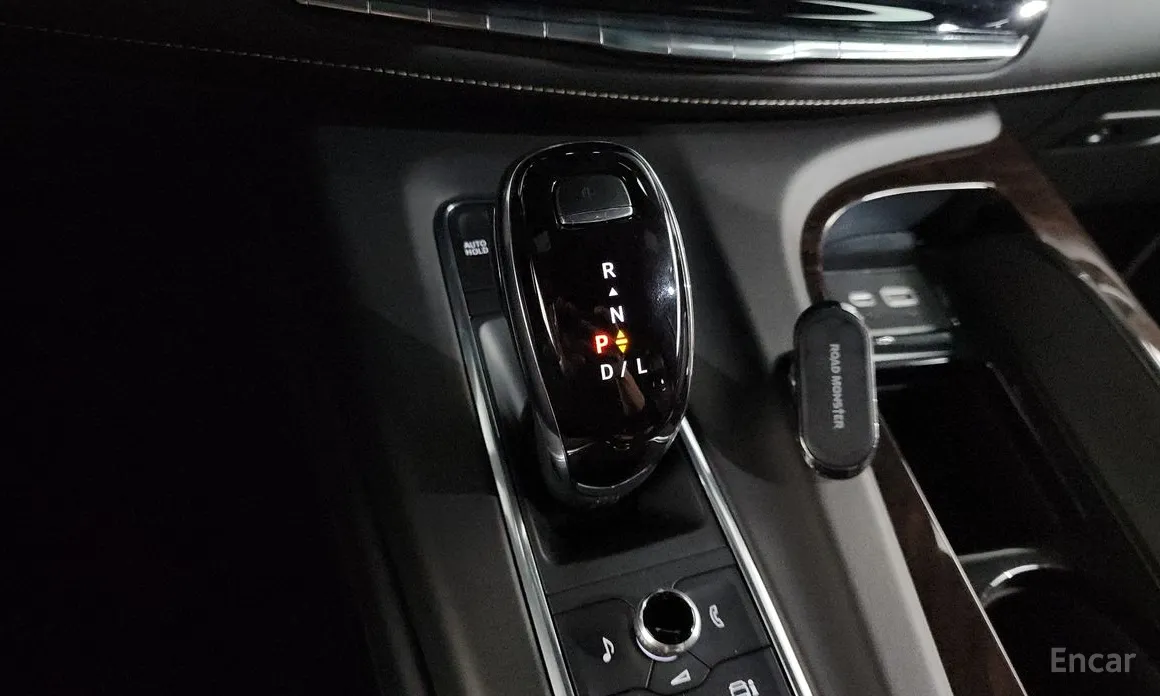 Фото 9 - Cadillac Escalade