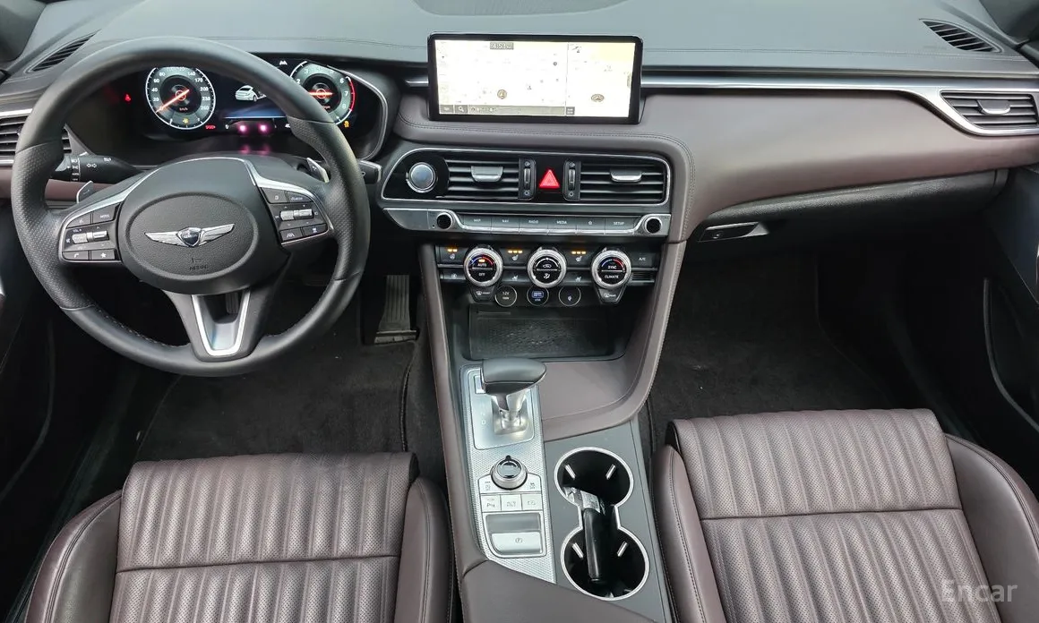 Фото 7 - Genesis G70