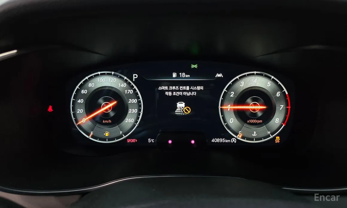 Фото 8 - Genesis G70