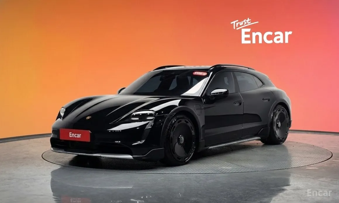 Фото 1 - Porsche Taycan