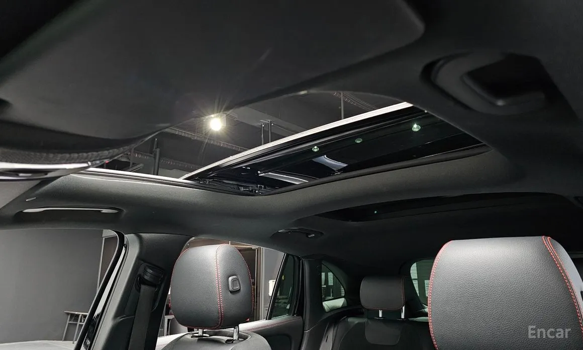 Фото 19 - Mercedes-Benz GLA-Class