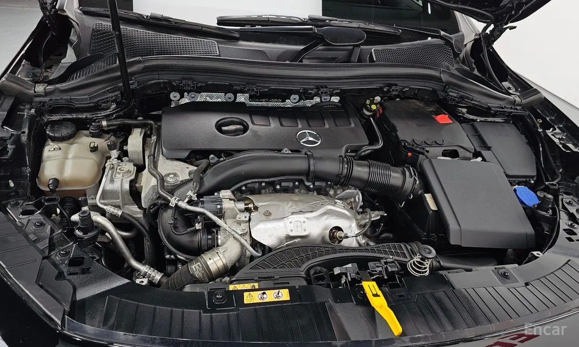 Фото 6 - Mercedes-Benz GLA-Class