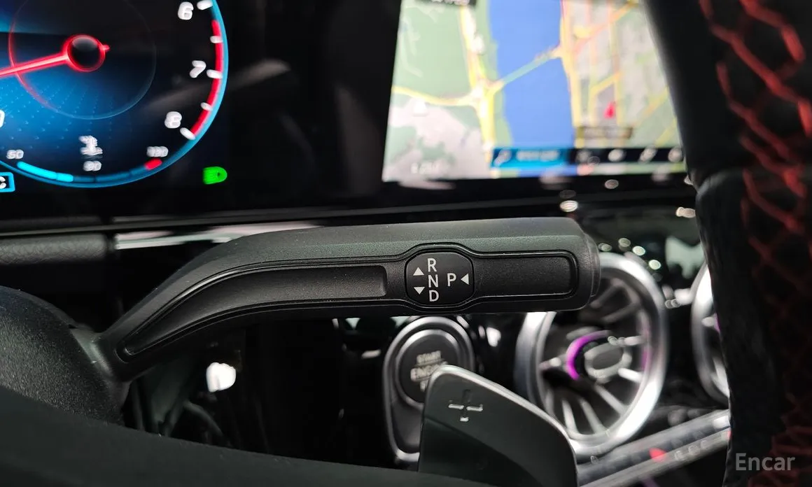 Фото 9 - Mercedes-Benz GLA-Class