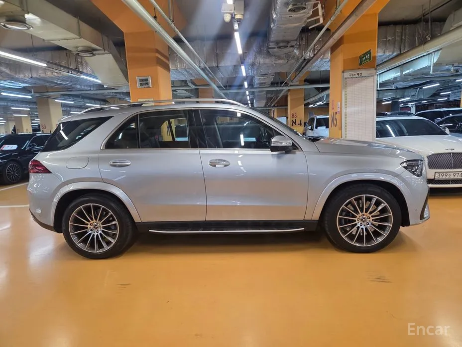 Фото 3 - Mercedes-Benz GLE-Class