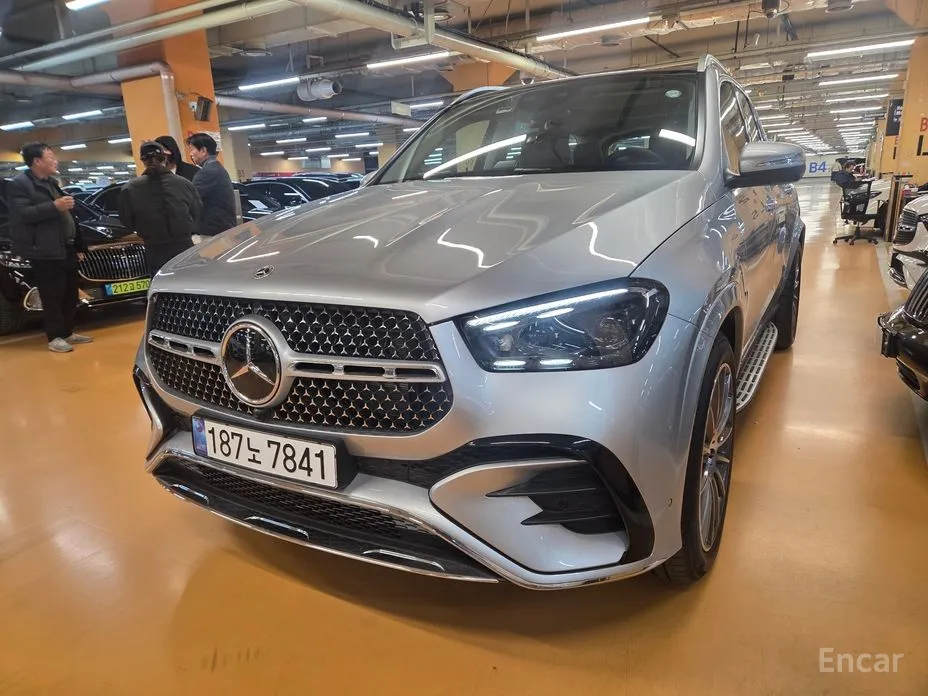 Фото 4 - Mercedes-Benz GLE-Class