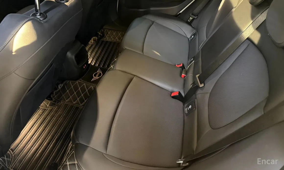 Фото 12 - Mini Clubman