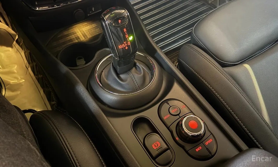 Фото 9 - Mini Clubman