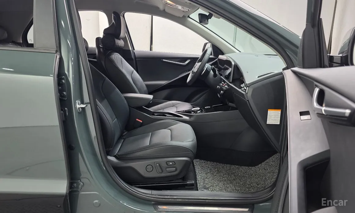 Фото 10 - Kia Niro