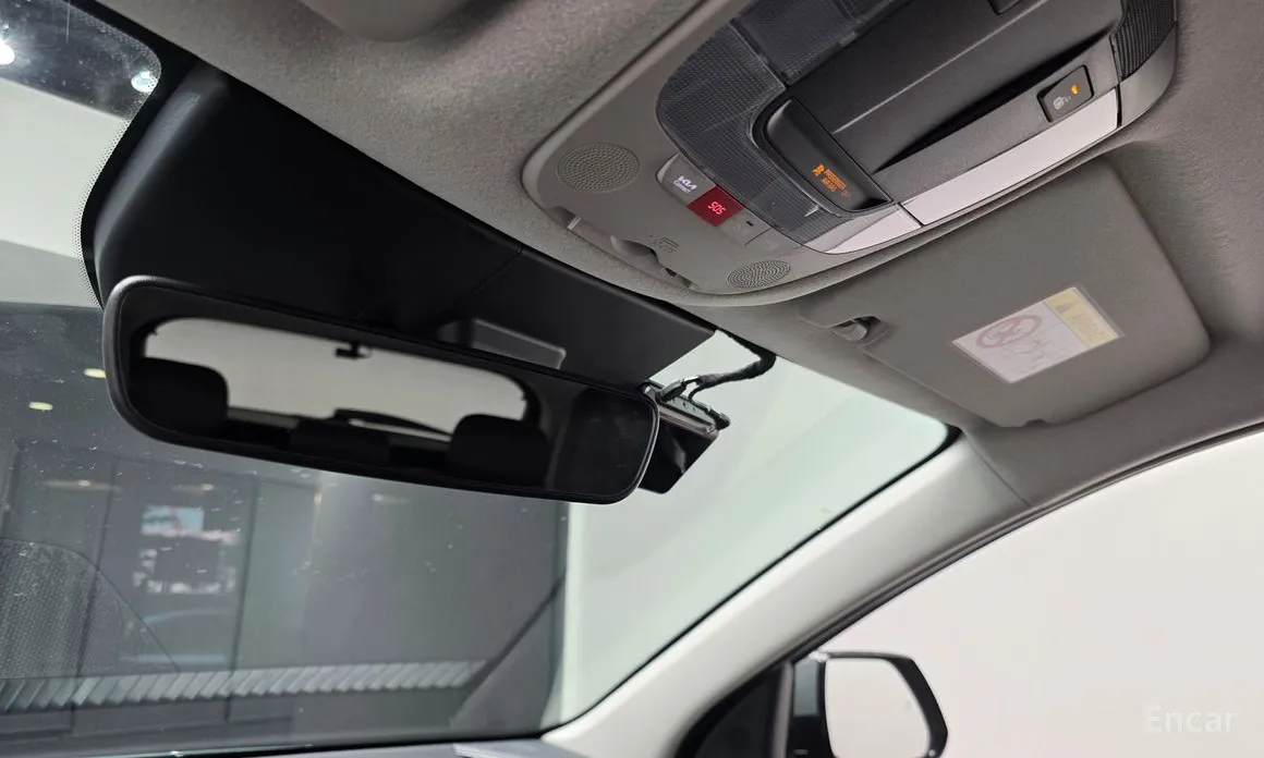 Фото 18 - Kia Niro