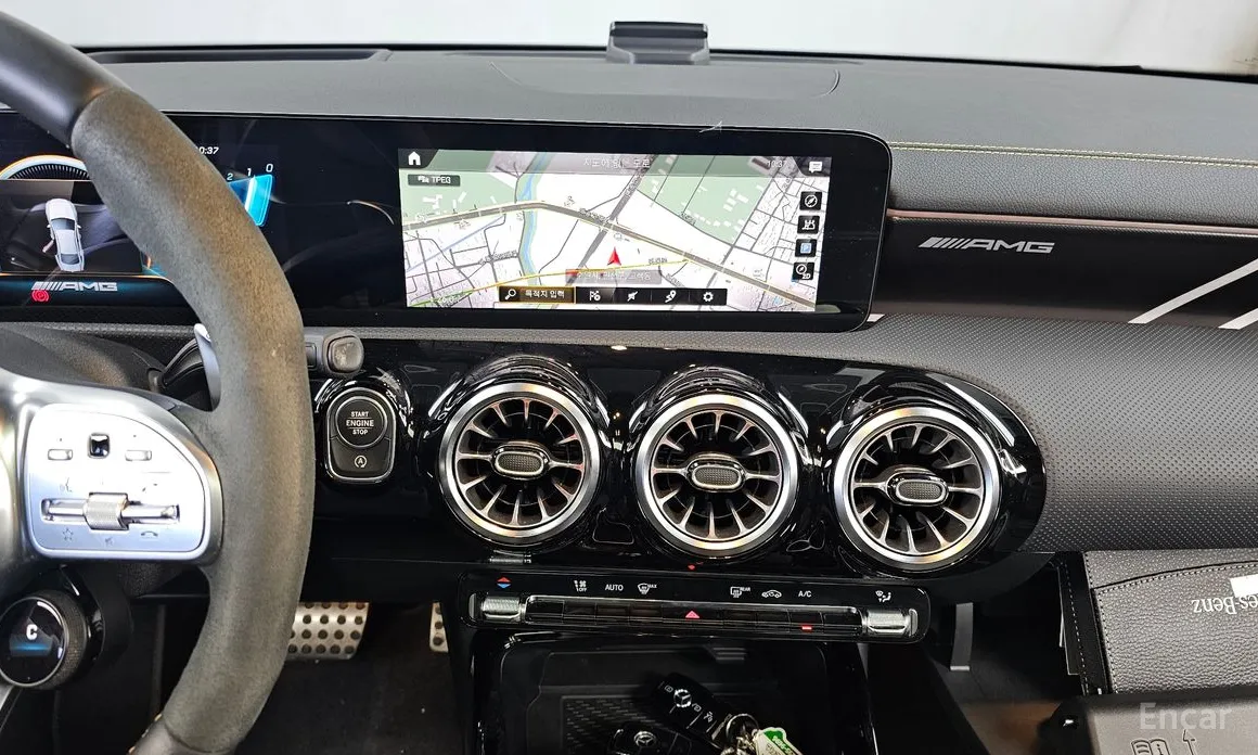 Фото 14 - Mercedes-Benz CLA-Class