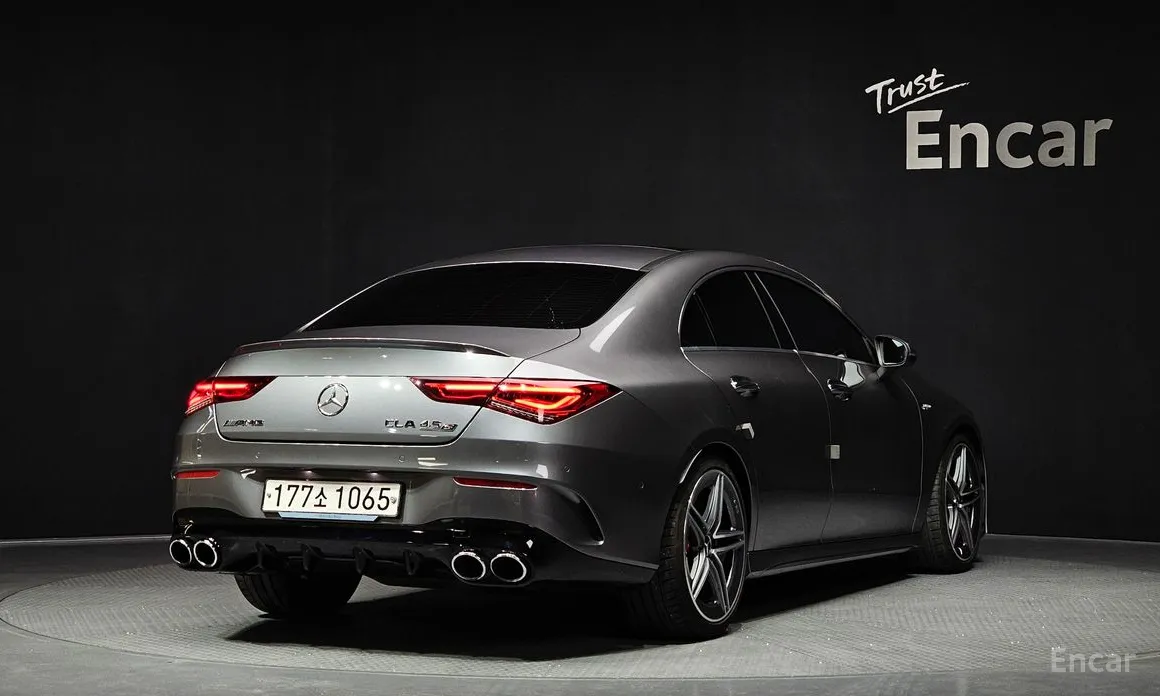 Фото 2 - Mercedes-Benz CLA-Class