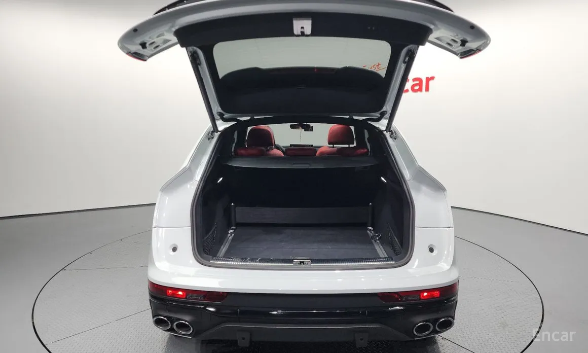 Фото 20 - Audi SQ5