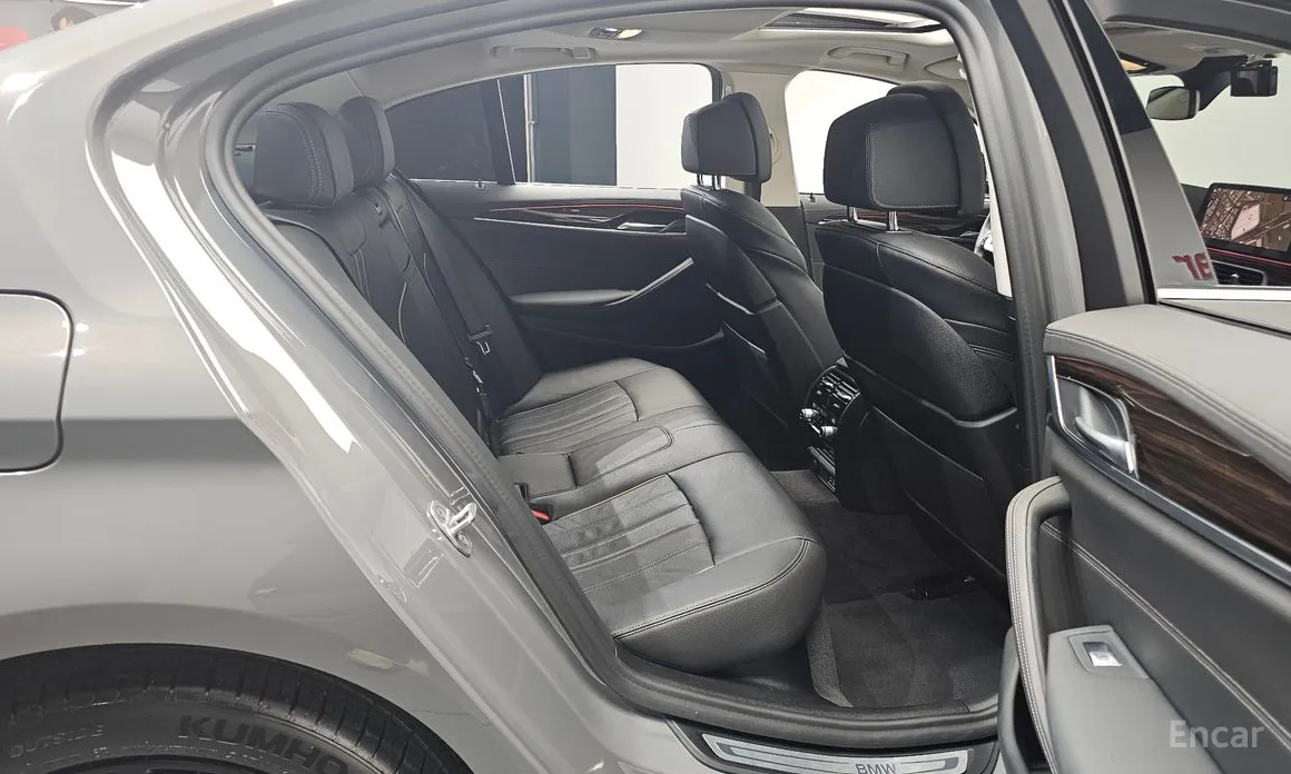 Фото 12 - BMW 5 Series