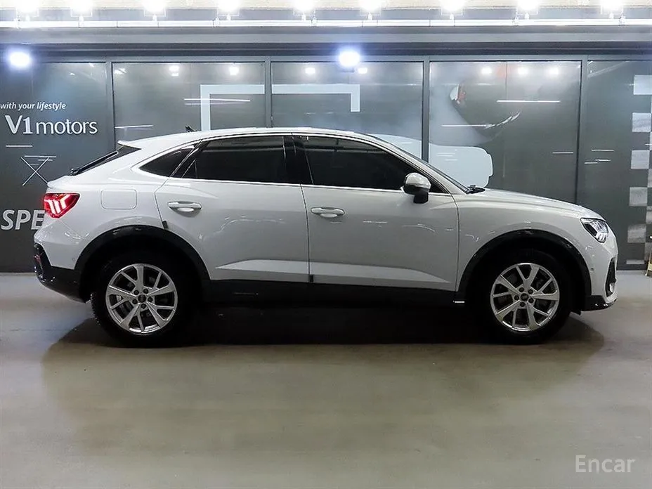 Фото 3 - Audi Q3