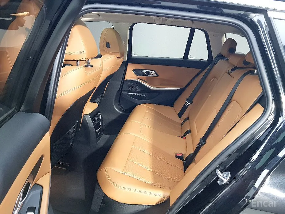 Фото 9 - BMW 3 Series